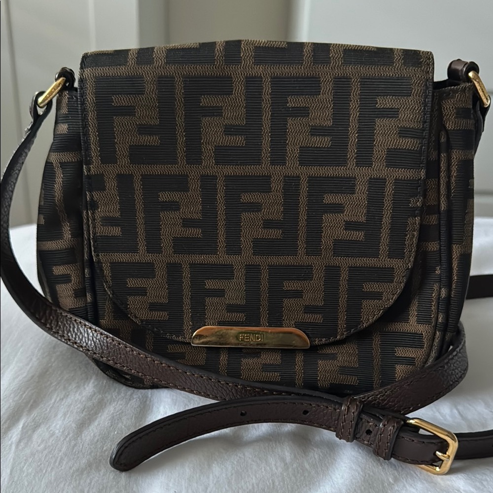 FENDI Zucca Vitello Artic Mini Messenger Bag Tobacco Castagna